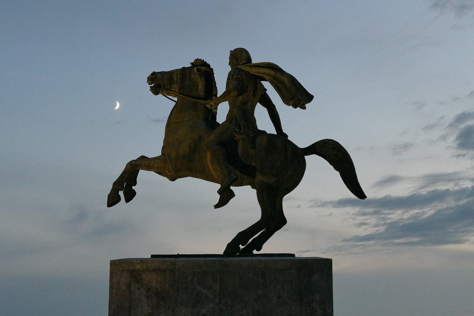 1st Thess Youth Festival, with a concert by Marseaux – Alexander the Great statue, New Waterfront